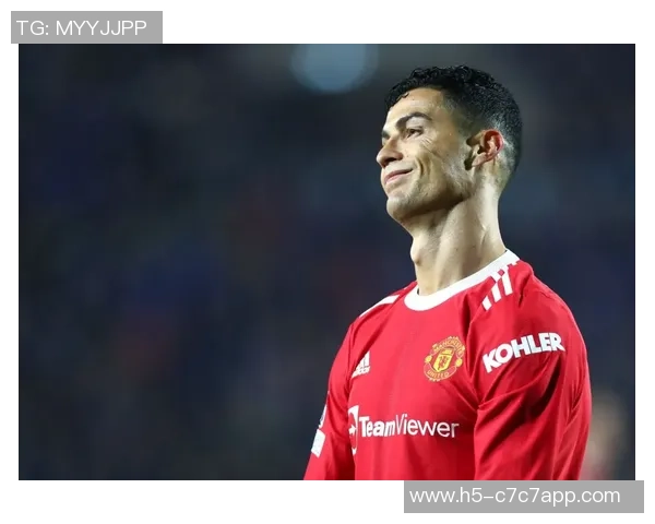 马丁内斯称赞努诺门德斯是当今足球界的无可替代之星